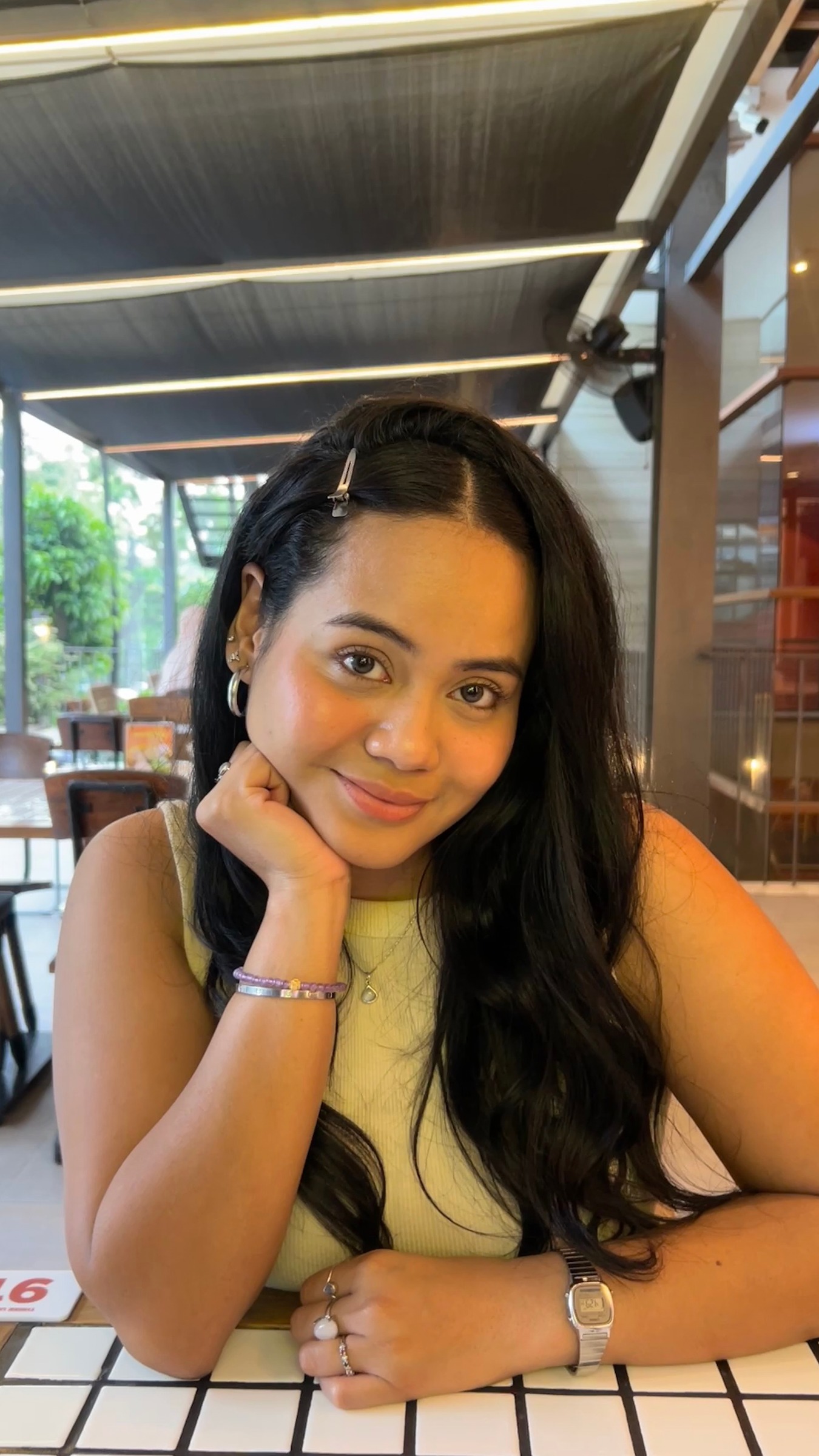 Elizabeth Astrid Pratiwi Makoenimau